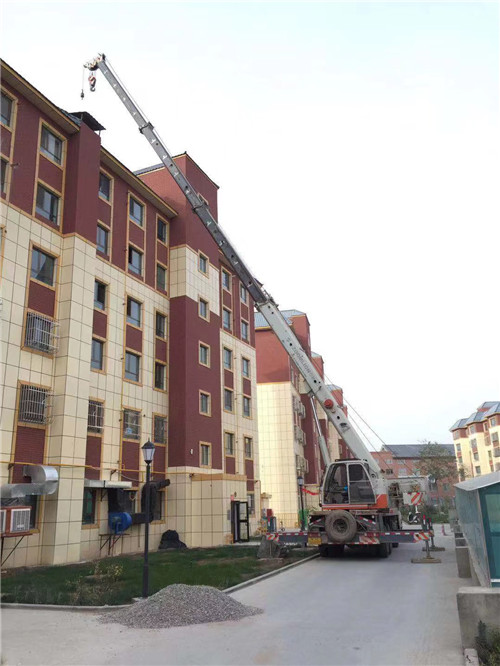 景德镇市跨街广告牌的高空安装注意事项