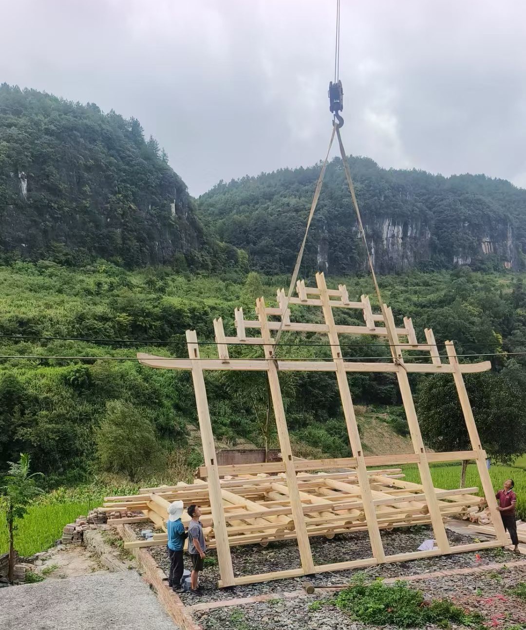 景德镇市汽车吊出租公司怎么保证发动机散热问题